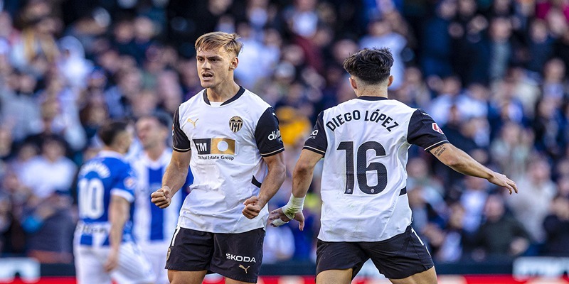 lực lượng ra sân Alaves vs Valencia mới nhất
