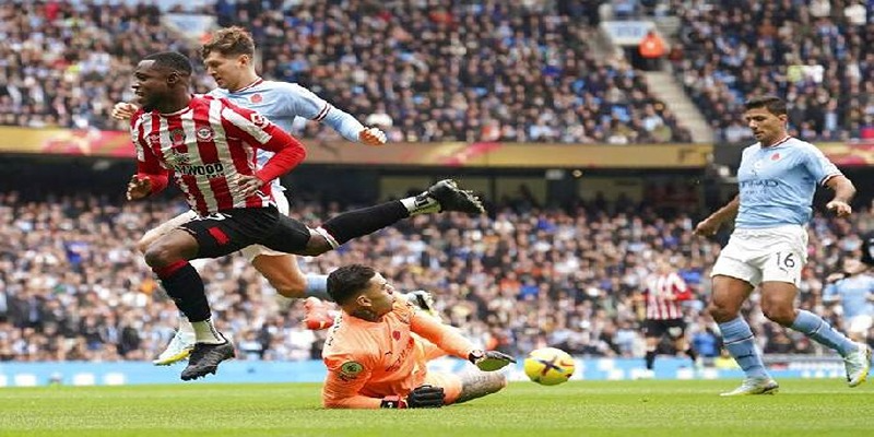 Lực lượng ra sân Brentford vs Man City mới nhất