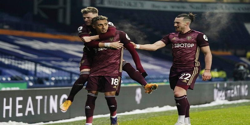 Lực lượng ra sân Leeds vs West Ham mới nhất